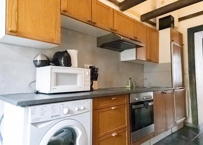 Elegant 2-bedroom With Shared Garden Near U6 Schoepfwerk Βιέννη